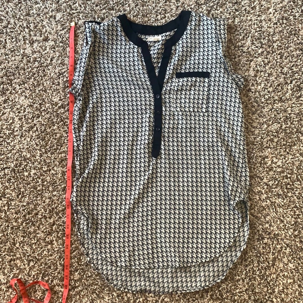 Sleeveless Top